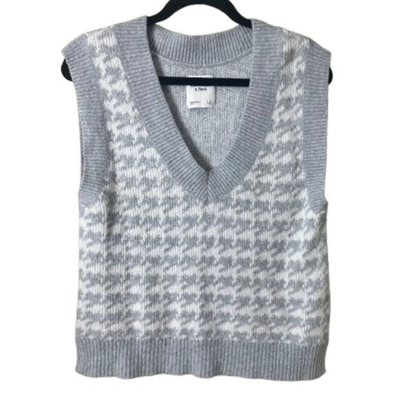 ABERCROMBIE & FITCH Super Soft Houndstooth Plaid Sweater Vest Size Small Grey - Picture 1 of 9